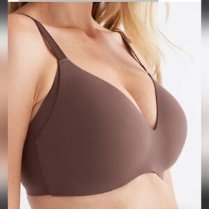 Knix Wing‎ woman contour bra,T shirt,sola color,size 7+,36F,38E/DDD/F